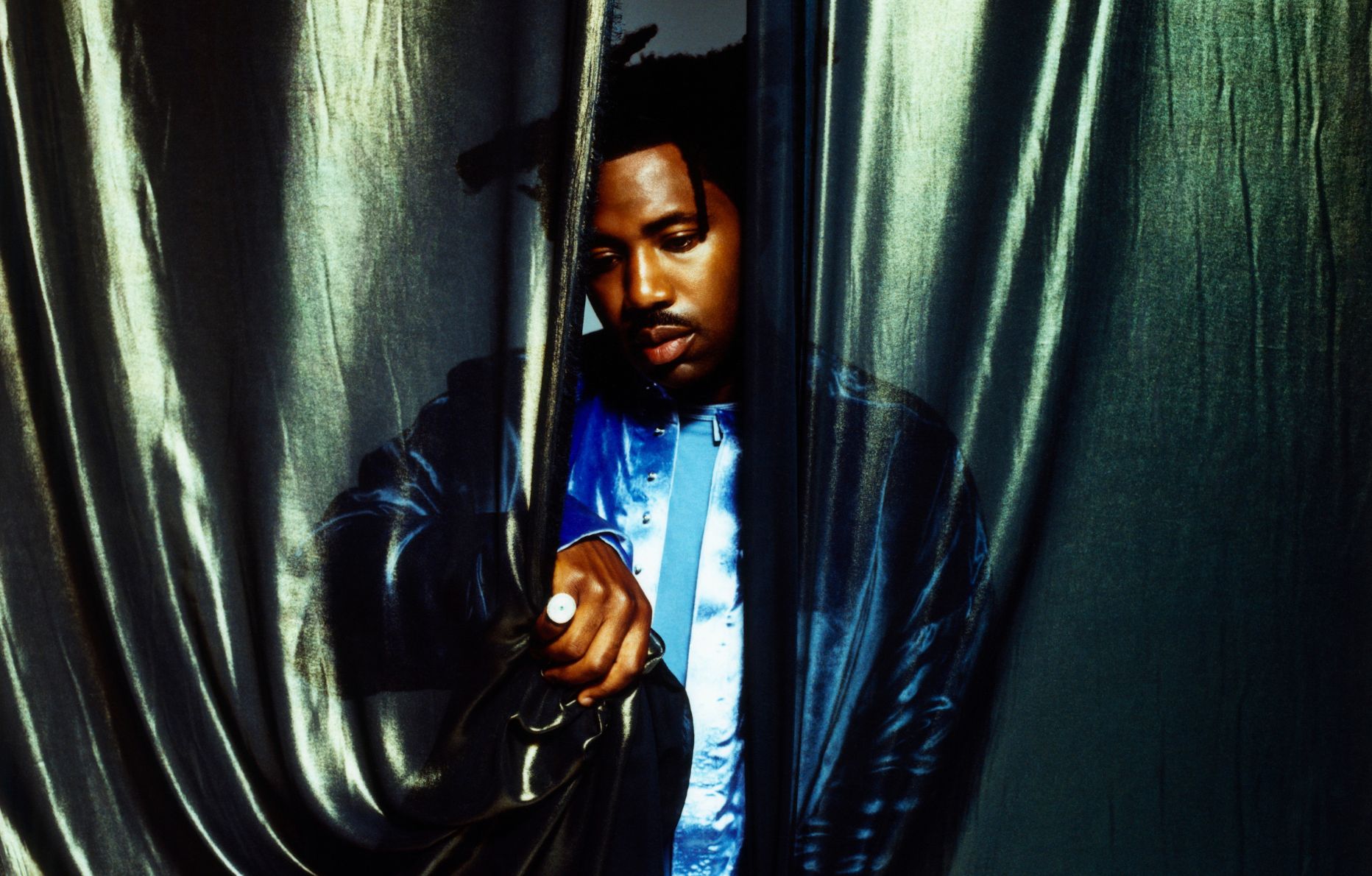 Le pianiste et chanteur anglais Sampha rejoint la programmation du festival We Love Green 2025.