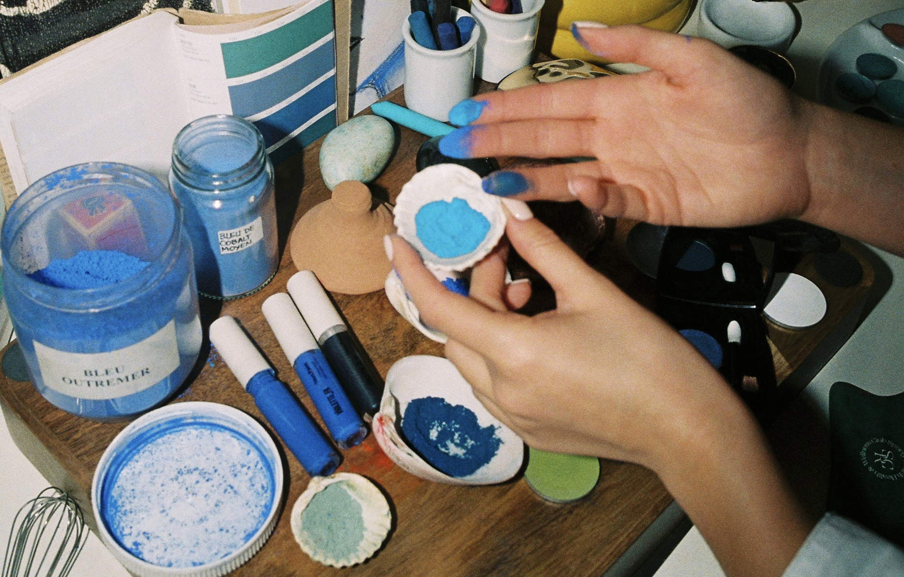 La make-up artist Ruby Mazuel pour Ruby's Kitchen