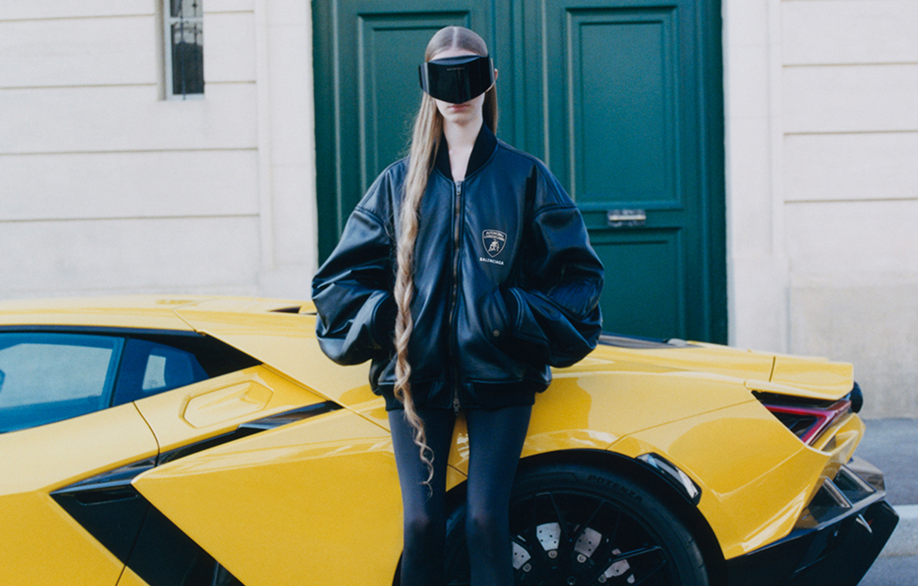 collaboration lamborghini balenciaga veste en cuir