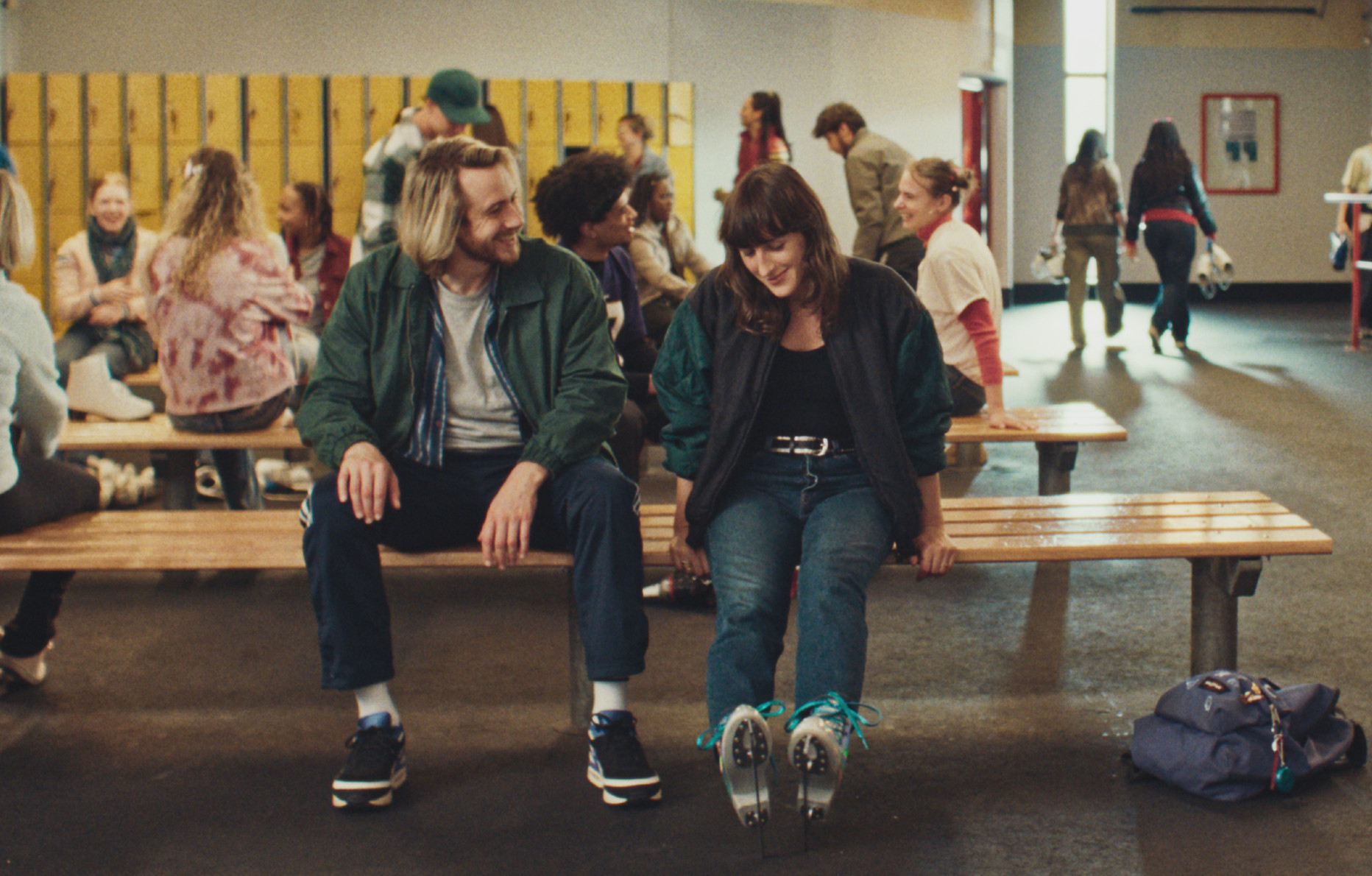 Juliette Armanet et Bastien Bouillon dans Partir un jour.