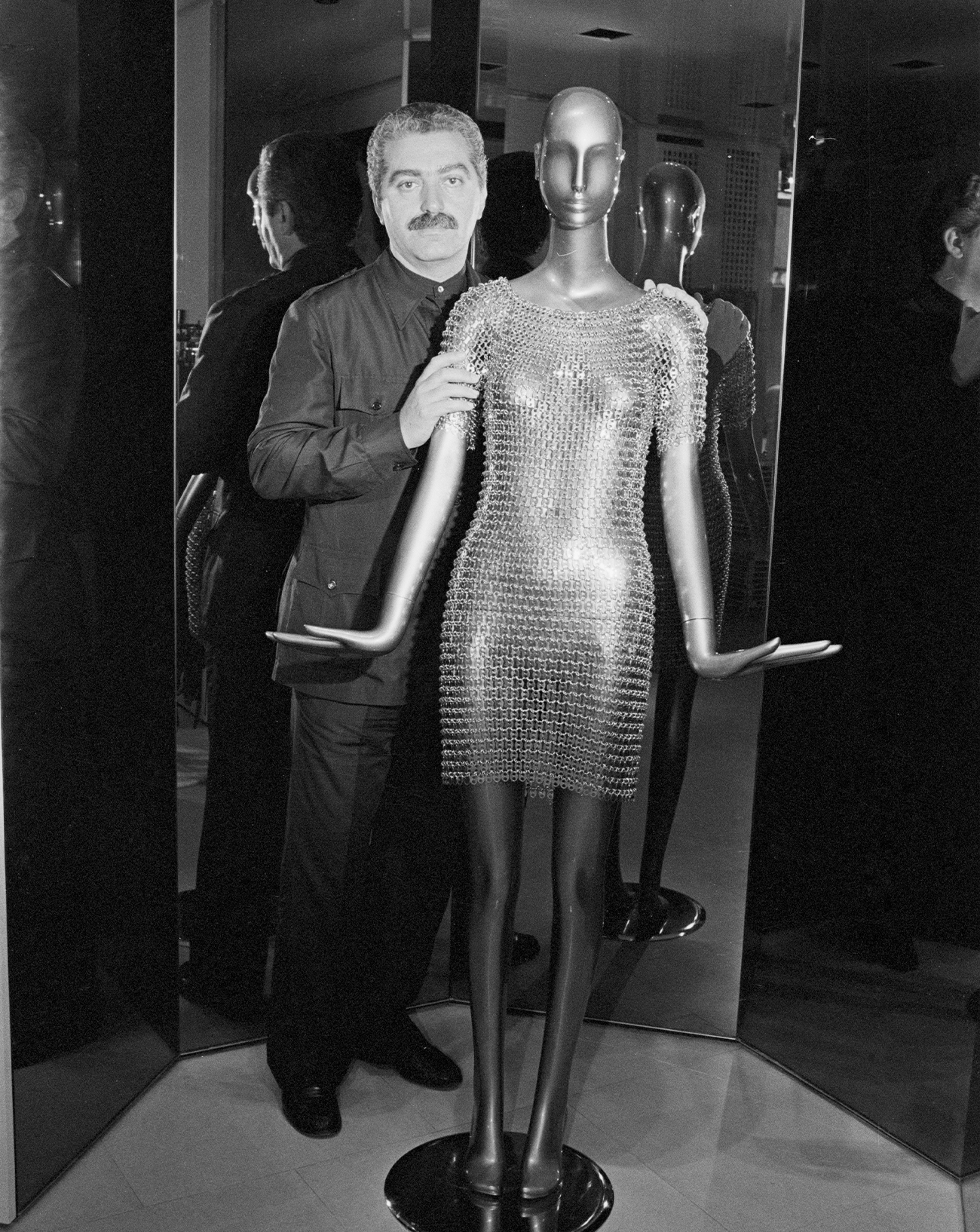 vente aux encheres paco rabanne